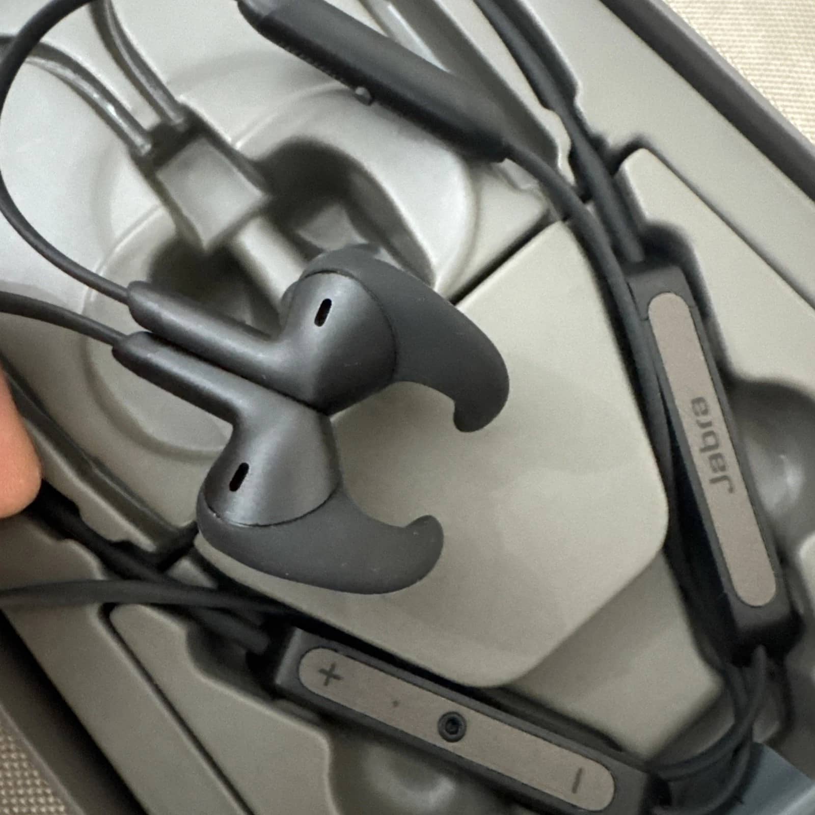 Jabra Elite 45e Headphones & Earbuds Black New