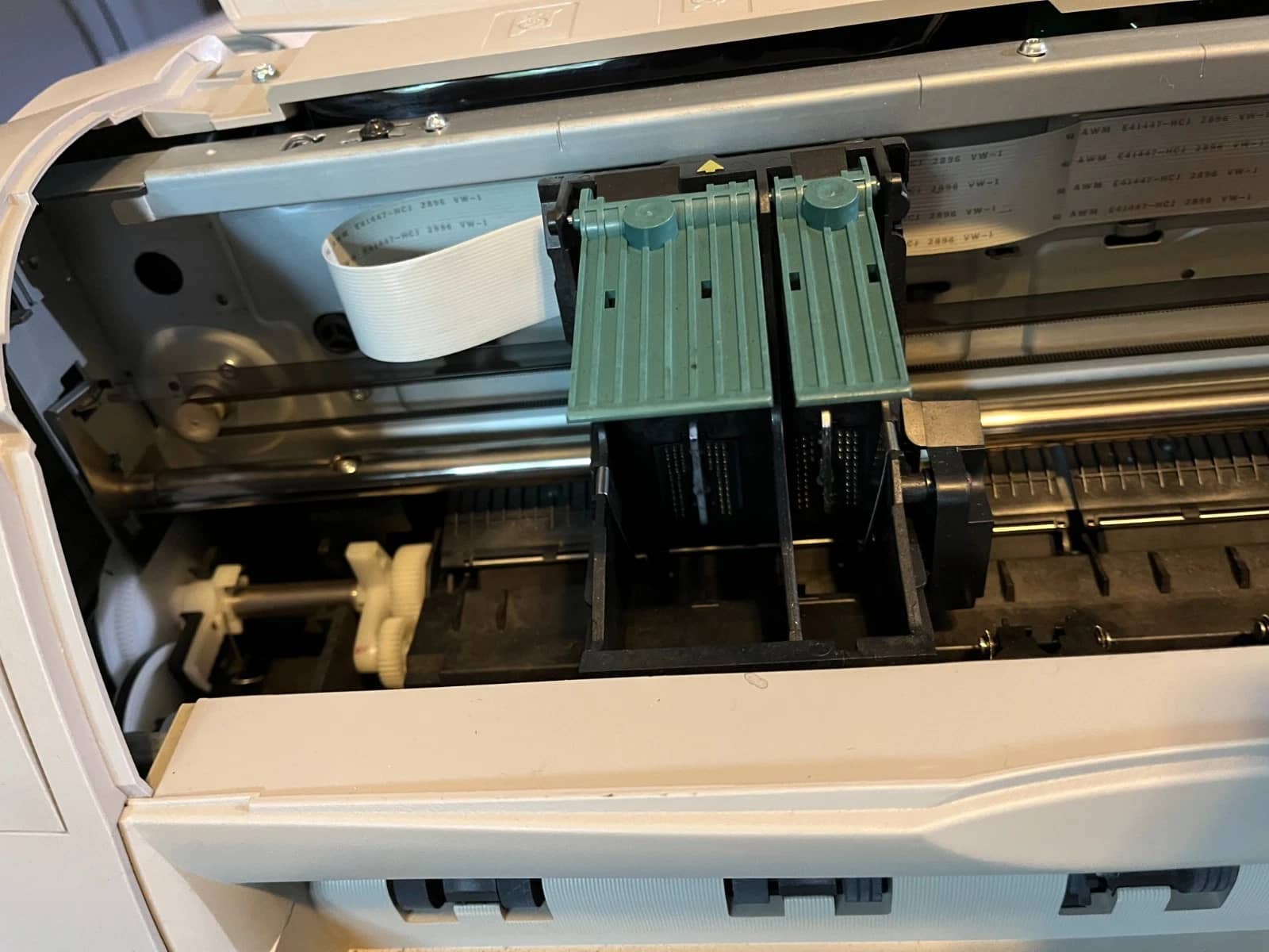 HP Deskjet 1220C Printers Used - Good