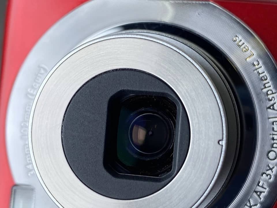 Kodak M863 Digital Cameras Silver New Body Only