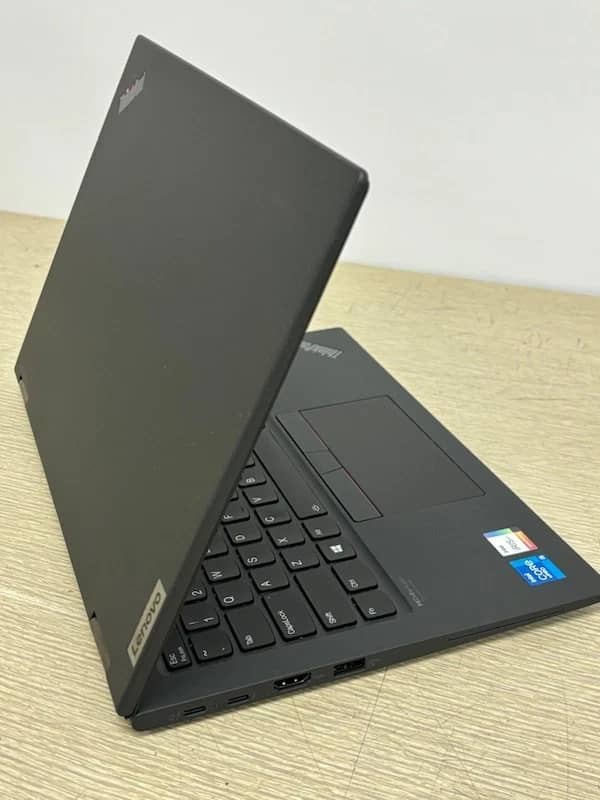 Lenovo ThinkPad X13 Computers