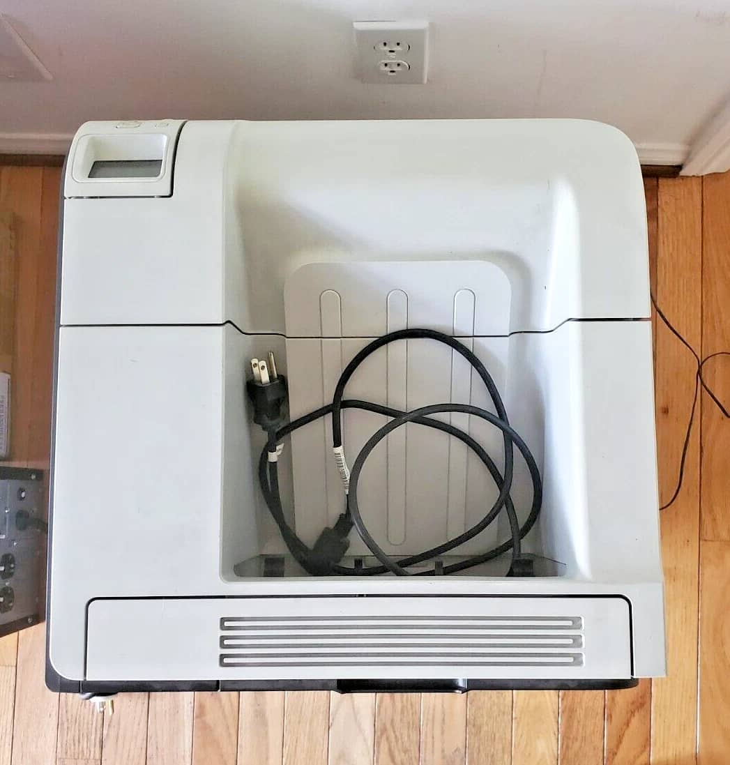 HP laserjet 600 M601 Printers Used - Good