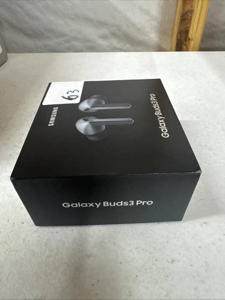 Samsung SM-R630 Headphones & Earbuds White New