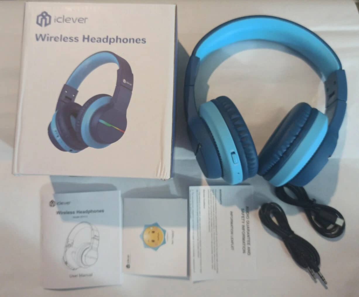 iClever BTH12-Blue Headphones & Earbuds New