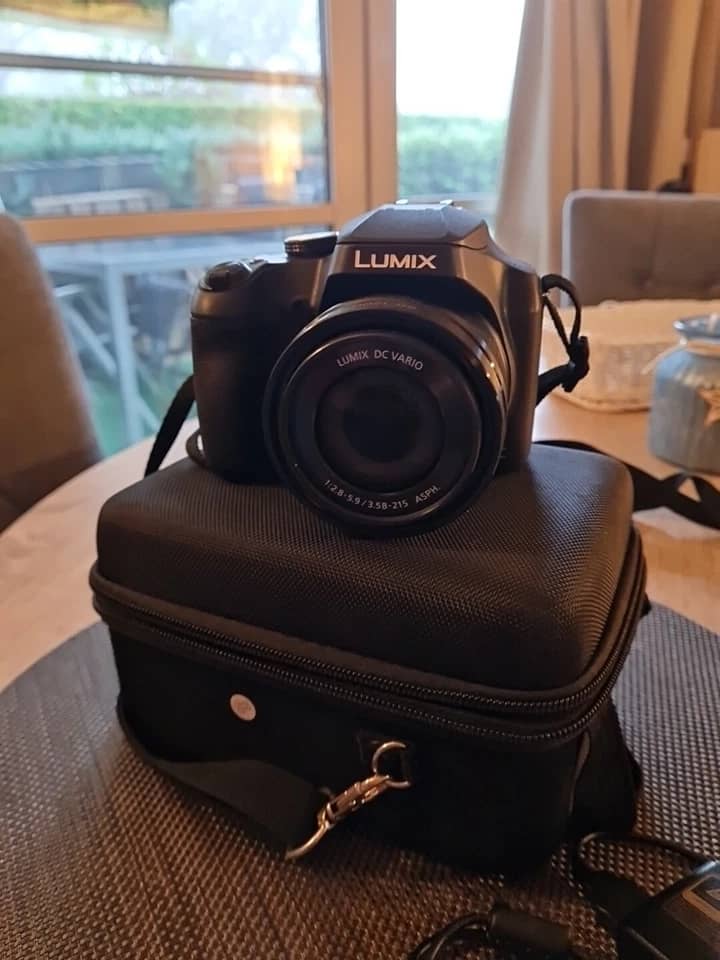 Panasonic Z8 Digital Cameras
