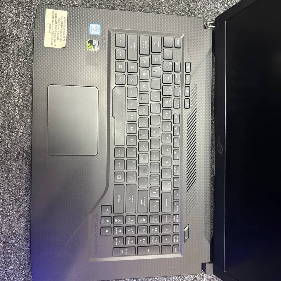 ASUS ROG Strix GL703GE Computers