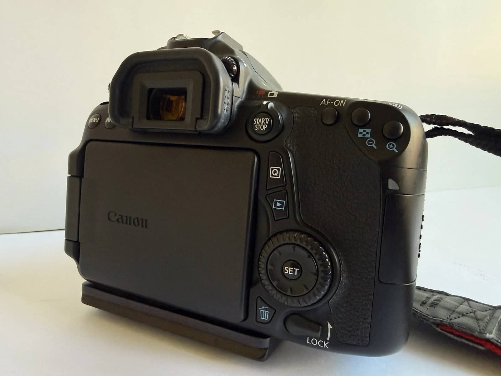 Canon EOS 70D Digital Cameras Black New Body Only