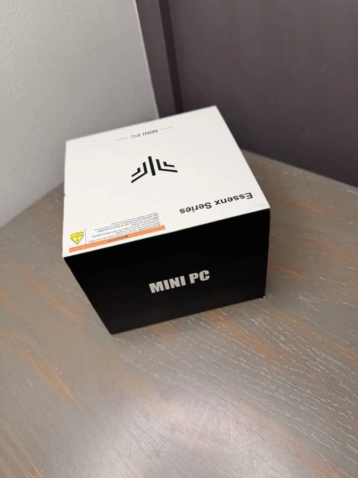 KAMRUI Essenx E2 Computers New