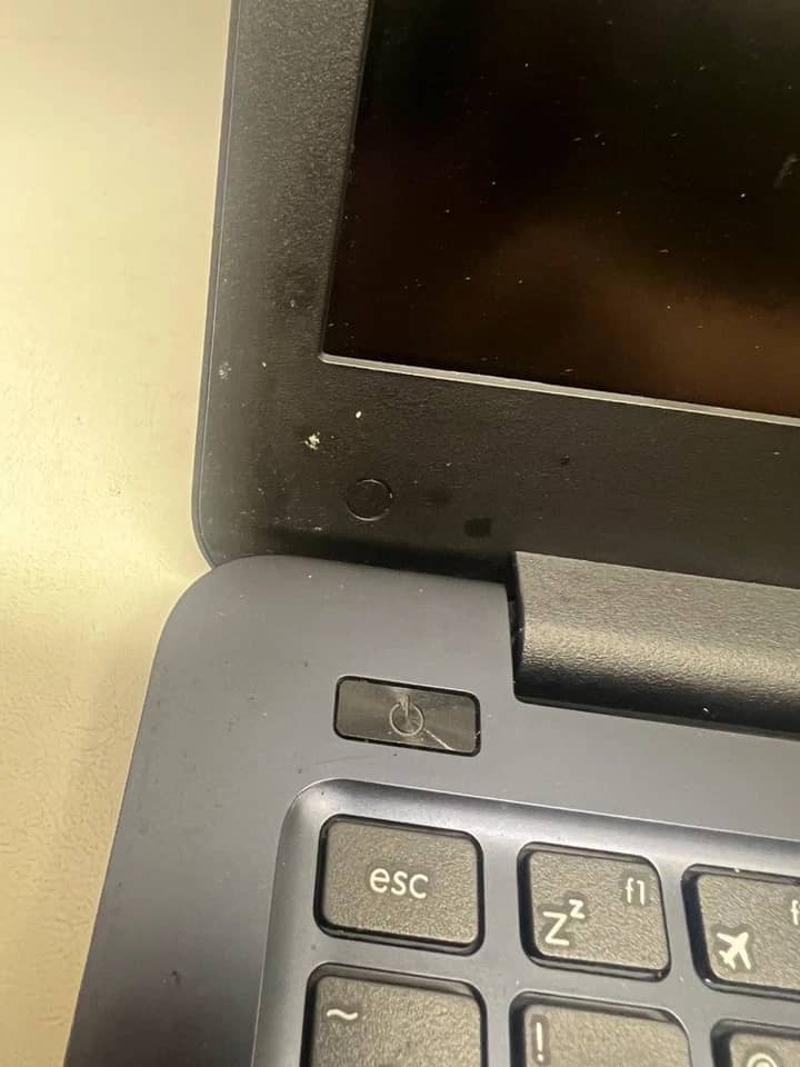 ASUS L402YA Computers New