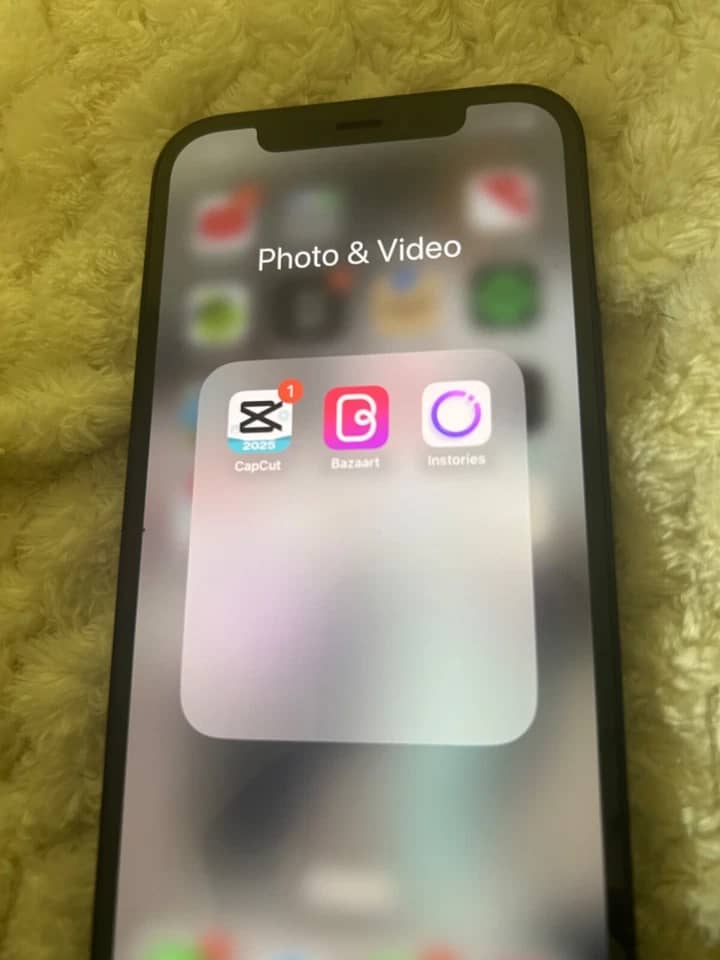 Apple iPhone 12 Cell Phones