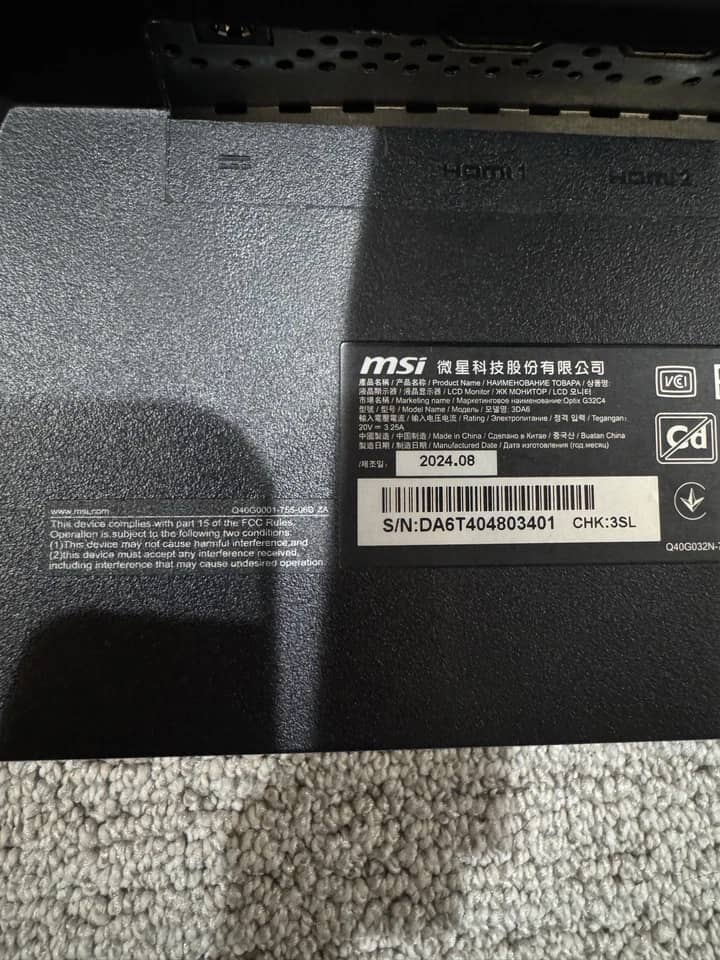 MSI G32C4W Monitors
