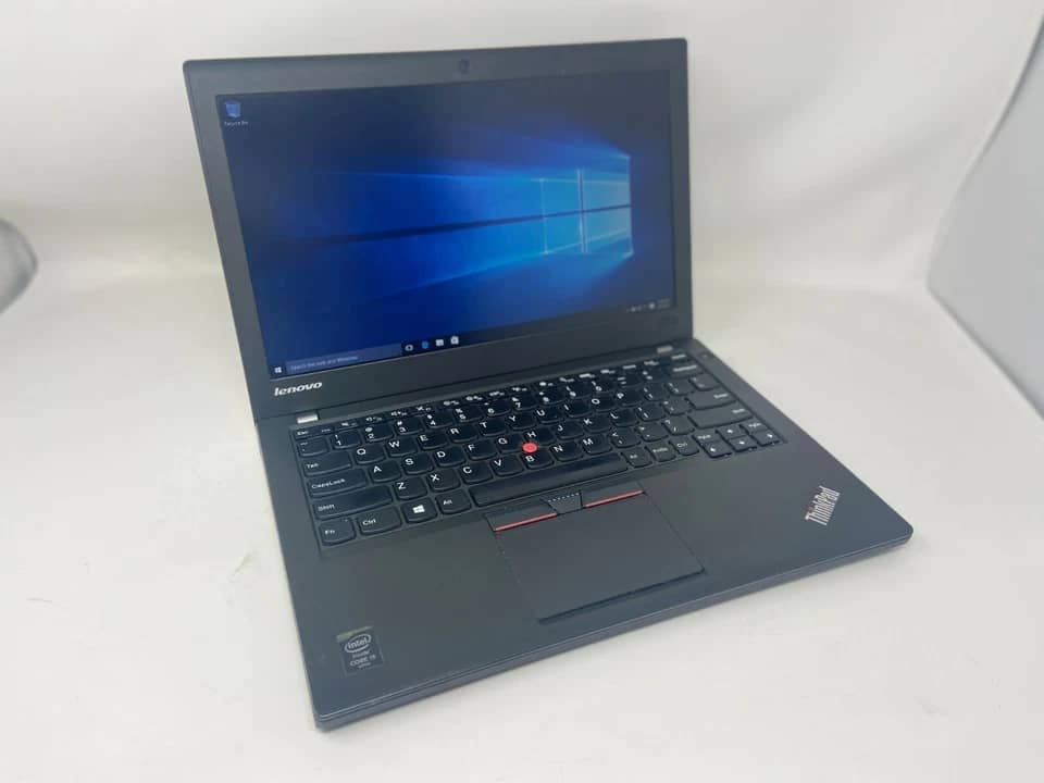 Lenovo ThinkPad X250 Computers