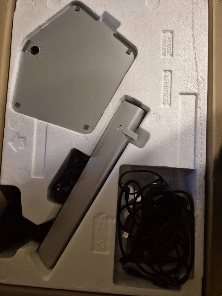 Samsung LS27FG602S Monitors