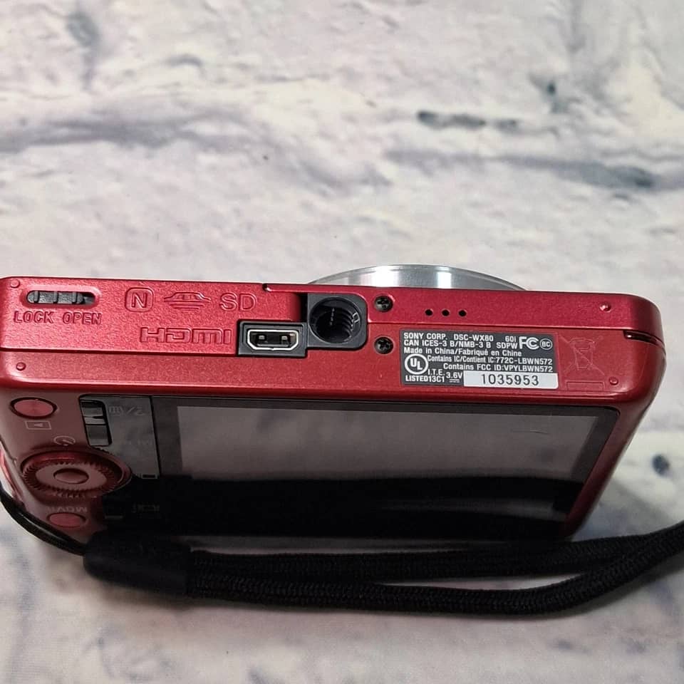 Sony Cyber-shot DSC-WX80 Digital Cameras White Used - Good Body Only