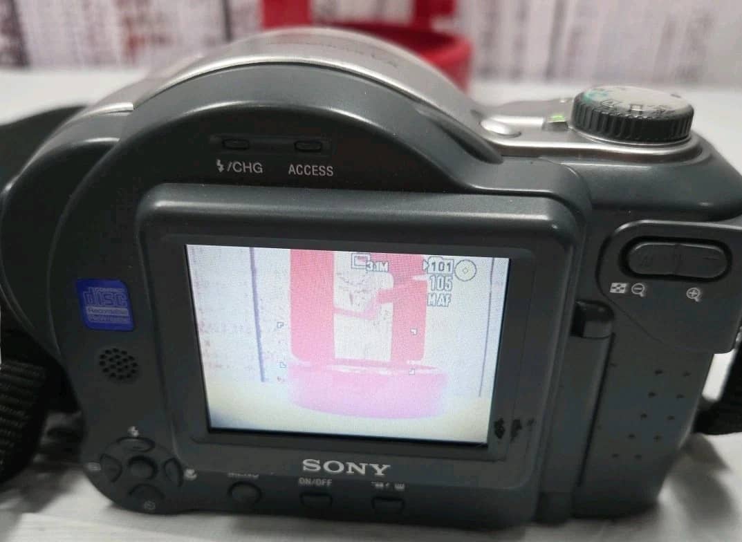 Sony Mavica MVC-CD350 Digital Cameras Black Open-Box Excellent Body Only