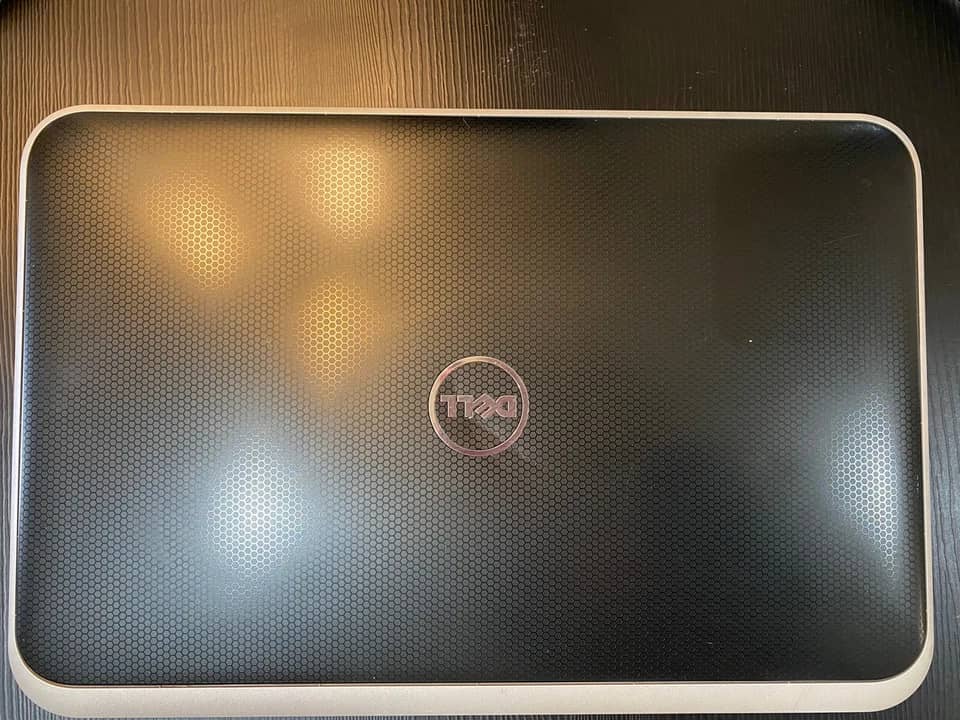 Dell Inspiron 7720 Computers