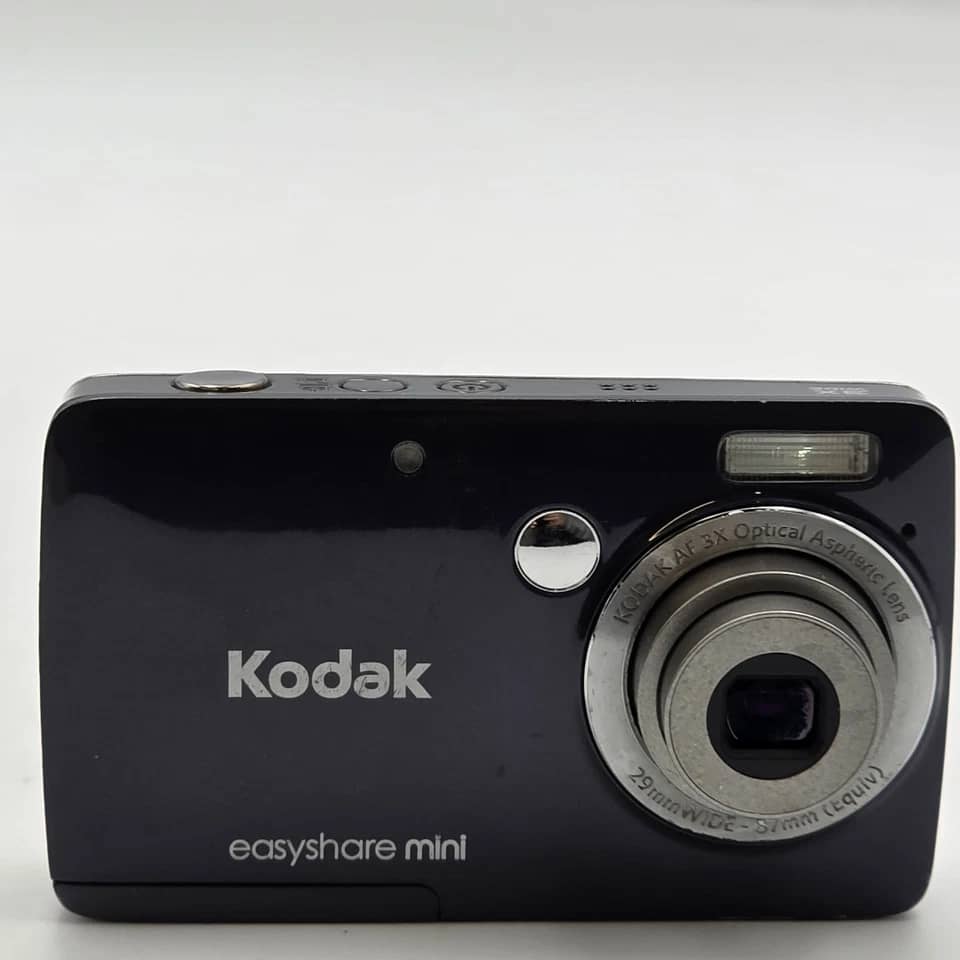 Kodak Easy Share Mini M200 Digital Cameras Red For parts or not working Body Only