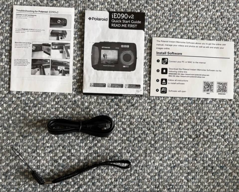 Polaroid IE 090 Digital Cameras Blue Used - Good Body Only