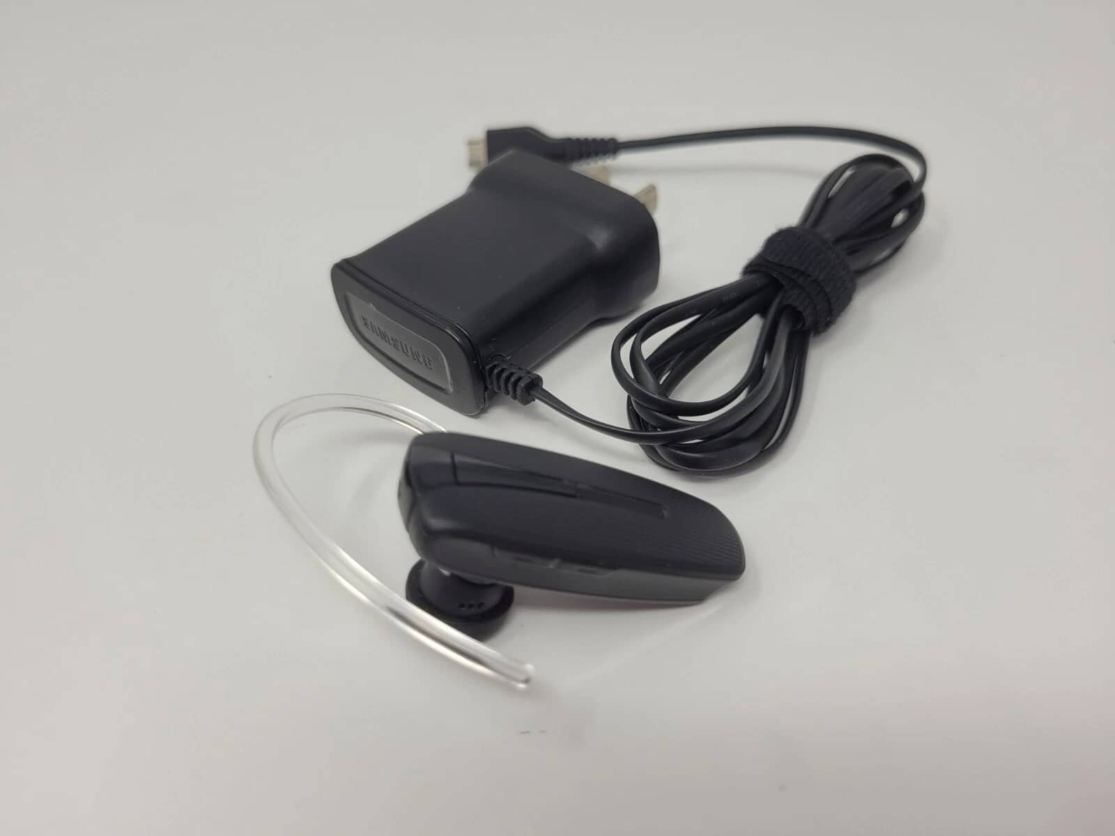 Samsung HM 1300 Headphones & Earbuds Black New