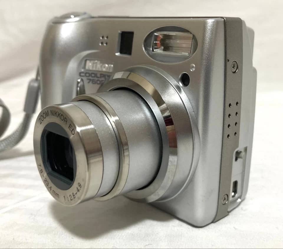 Nikon COOLPIX 7600 Digital Cameras Silver New Body Only