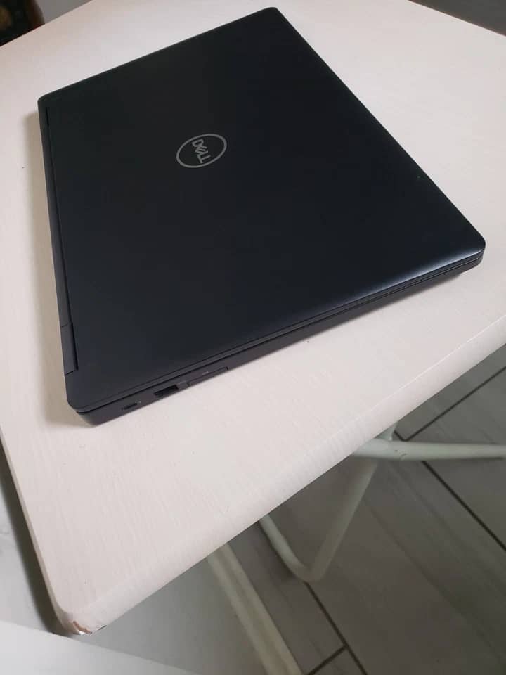 Dell Precision 3530 Computers