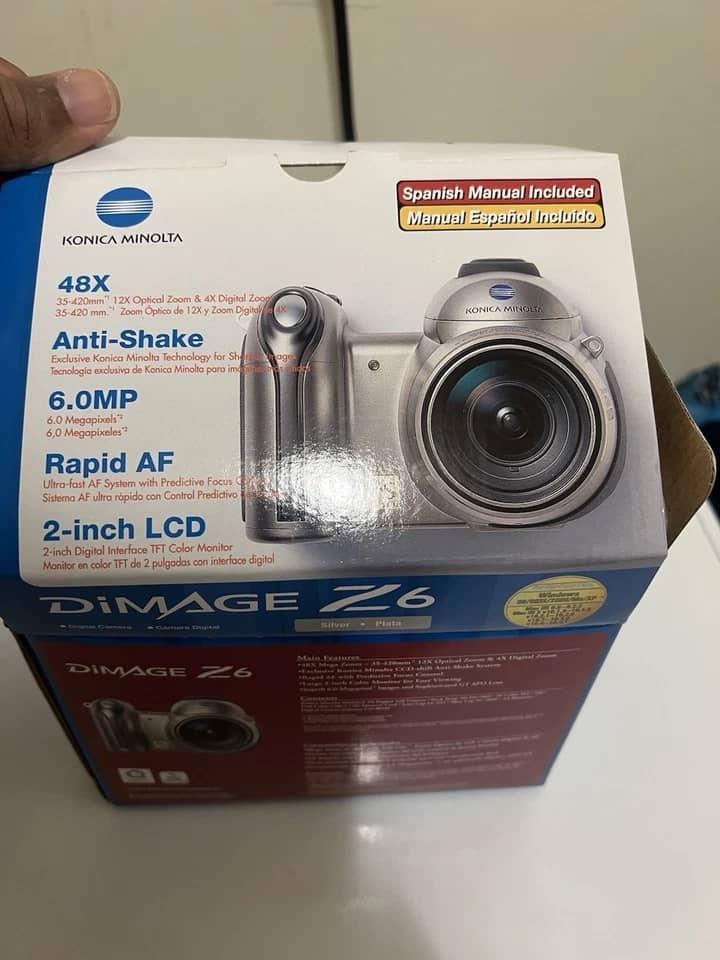 Minolta DiMAGE Z6 Digital Cameras Silver Open-Box Excellent