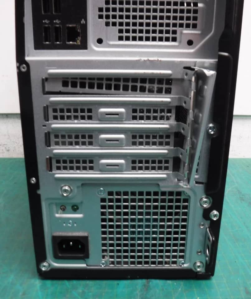 Dell Vostro Desktop Computers 256GB 8GB Used - Good