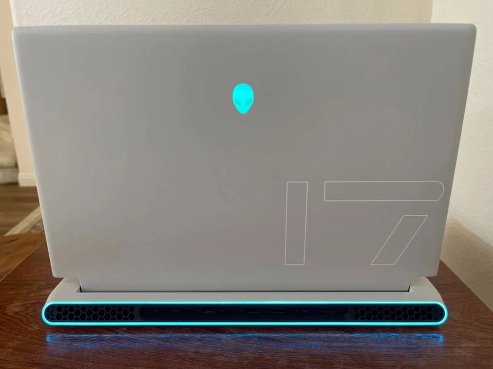 Dell Alienware x17 R2 Computers