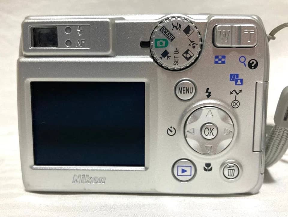 Nikon COOLPIX 7600 Digital Cameras Silver New Body Only