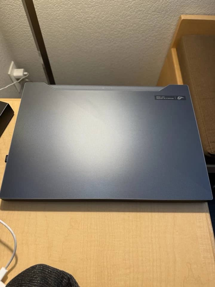 ASUS ROG Zephyrus M15 Computers