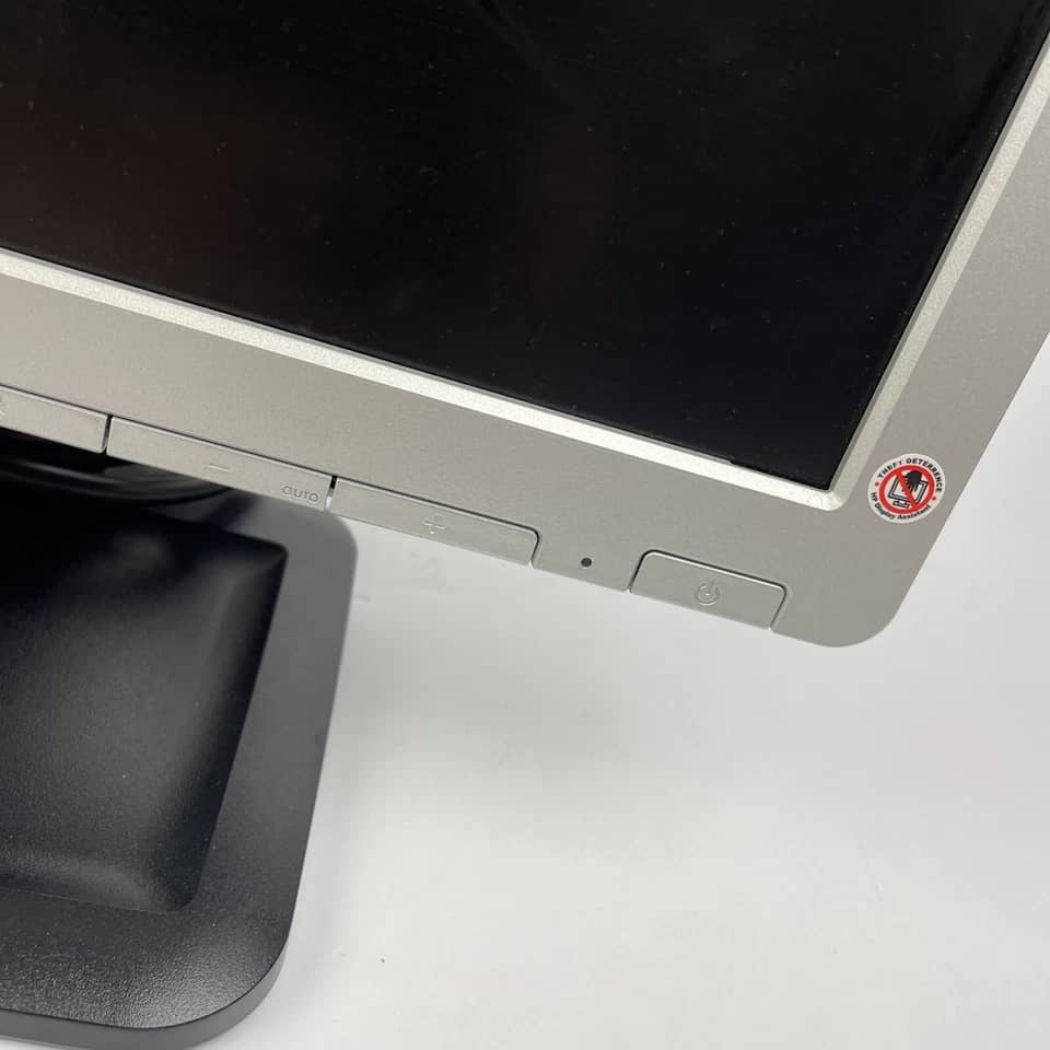 HP LE1711 Monitors