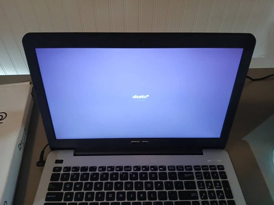ASUS Vivobook F555L Computers