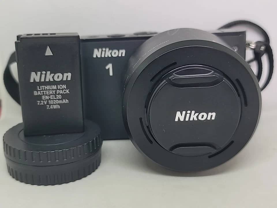 Nikon 1 J3 Digital Cameras White New w/ 10-30mm Kit