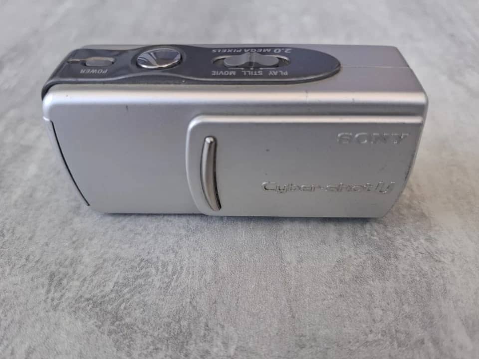 Sony Exilim EX-ZS10 Digital Cameras