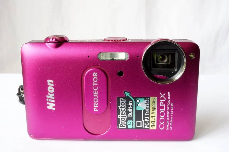 Nikon COOLPIX S1200pj Digital Cameras Black New Body Only