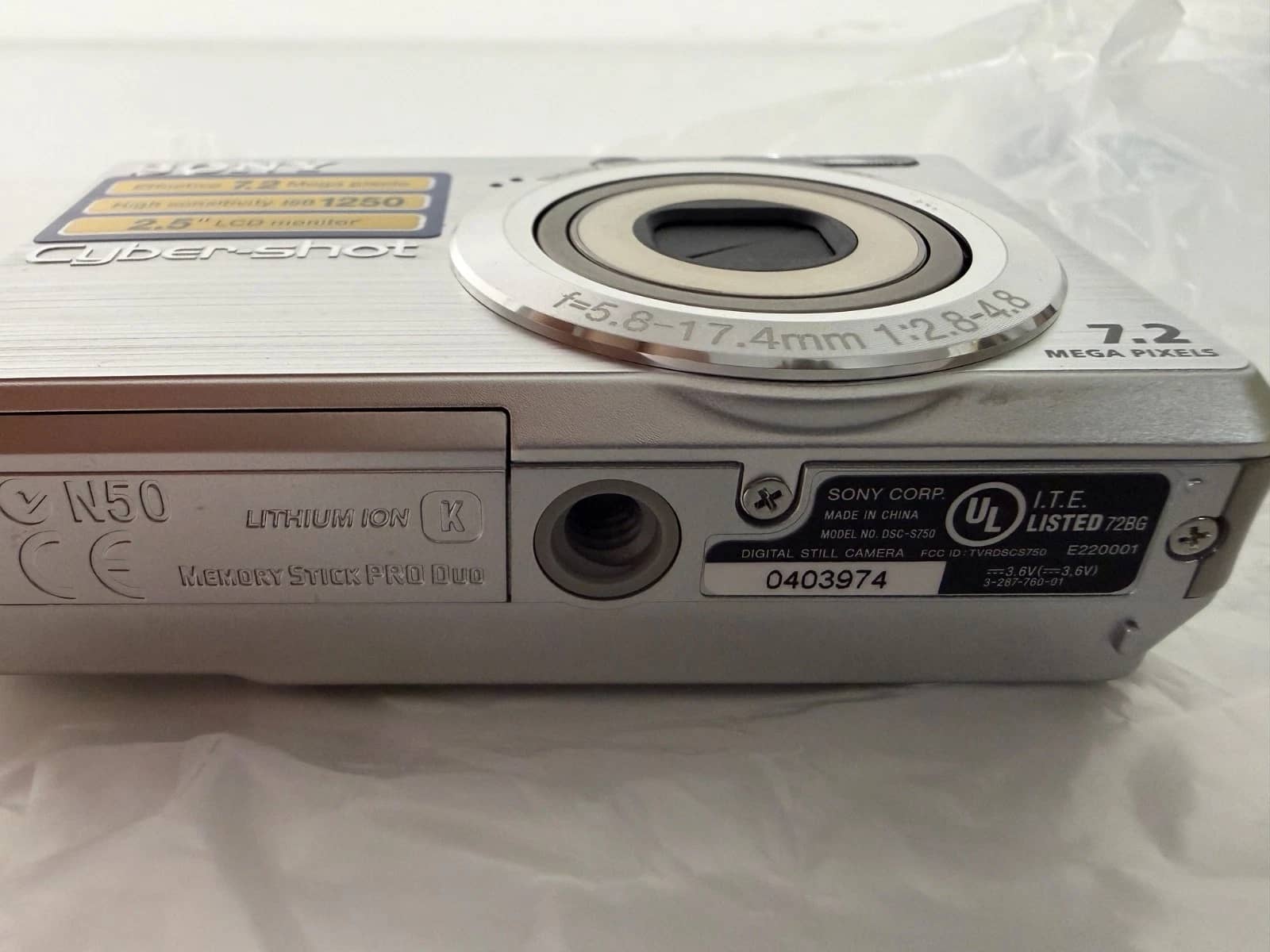 Sony Cyber-shot DSC-S750 Digital Cameras Silver New Body Only