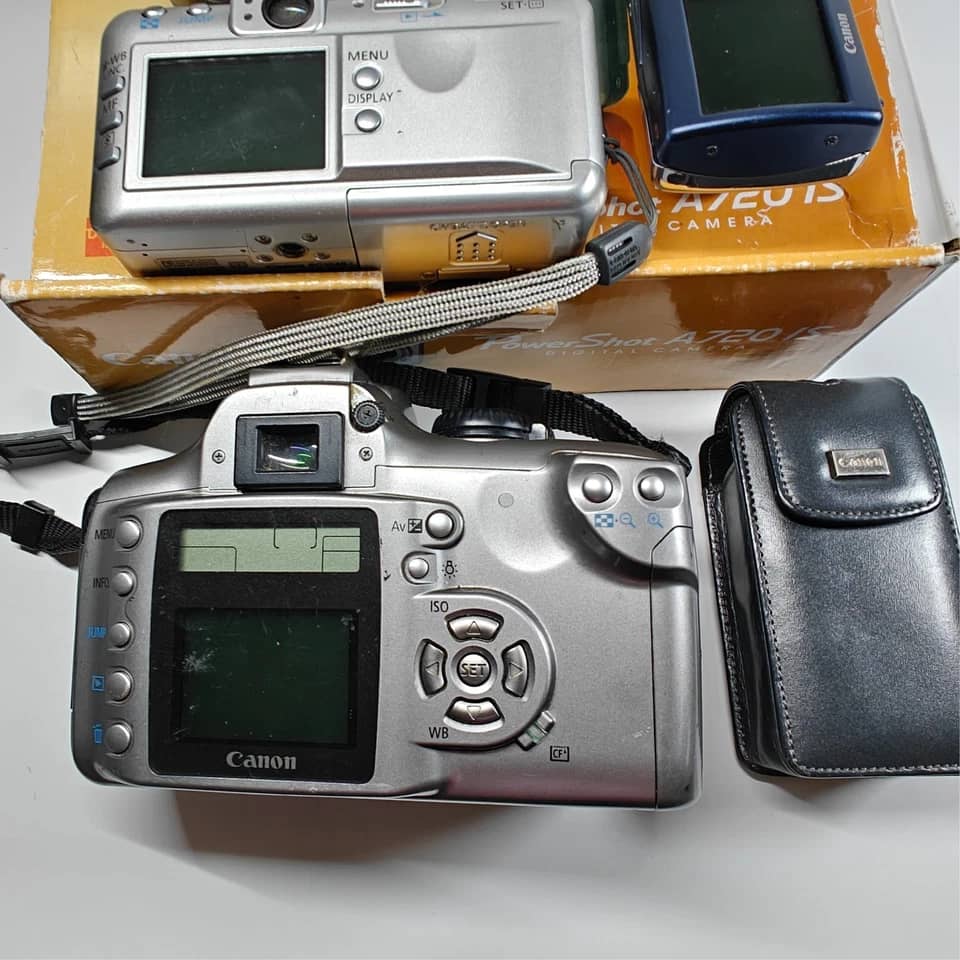 Canon PowerShot SD40 Digital Cameras Blue New Body Only