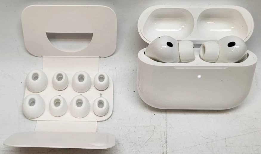 Apple AirPods Pro Headphones & Earbuds White New