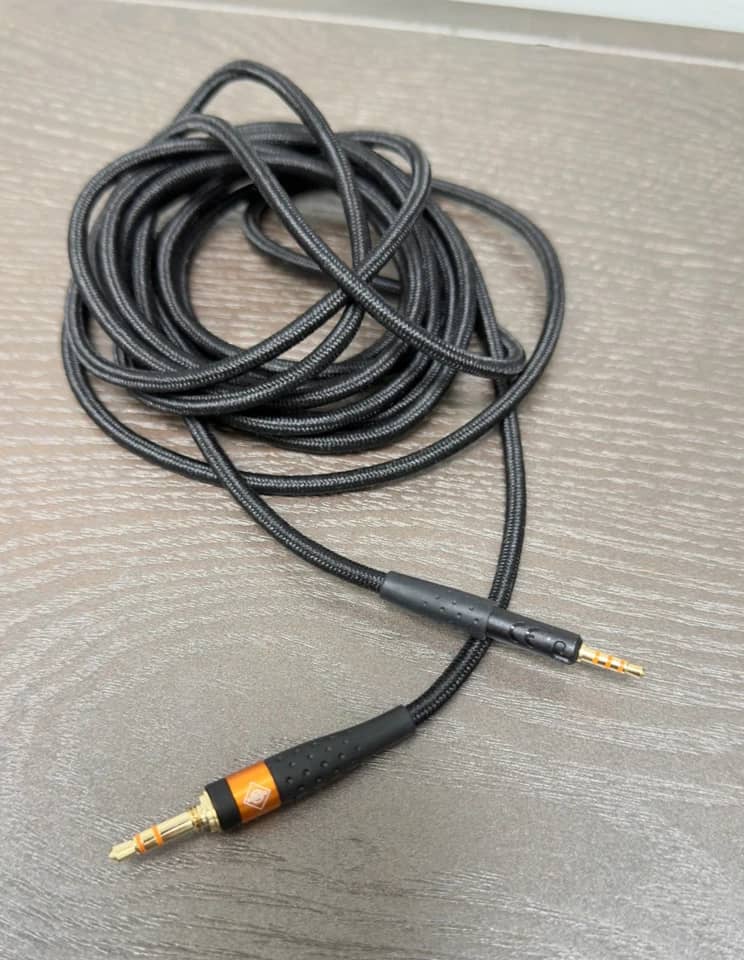 Neumann Neumann NDH 30 Headphones & Earbuds 