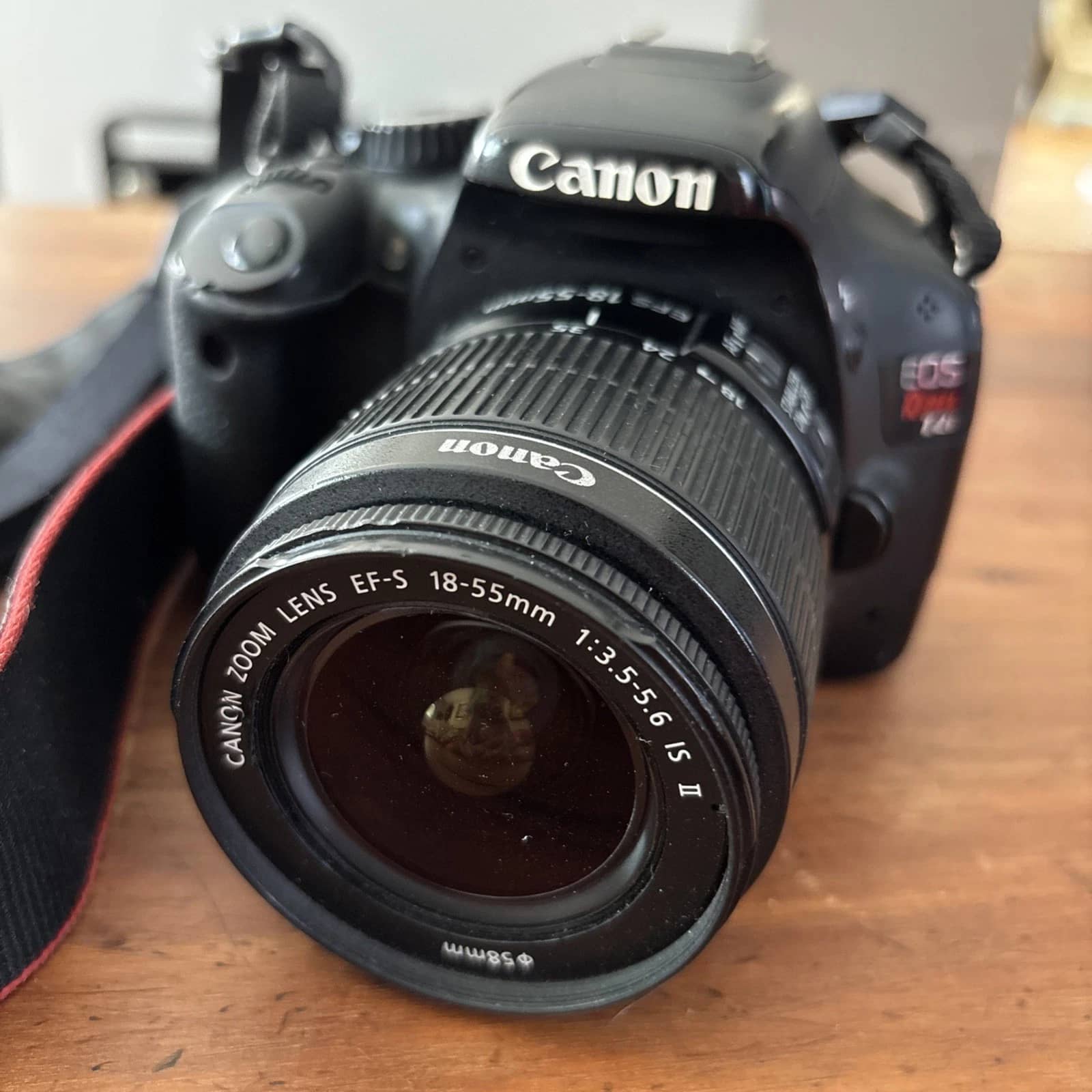 Canon EOS Rebel T2i Digital Cameras Black New 18-55mm IS II Kit
