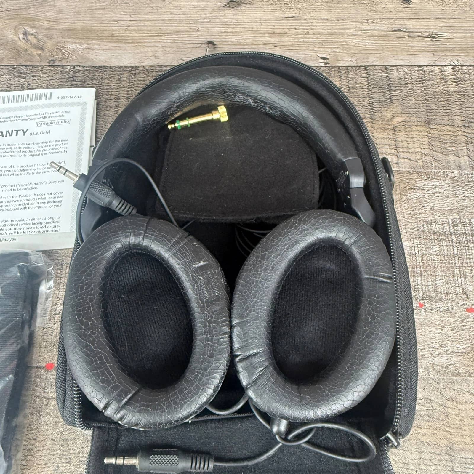 Sony MDR-NC60 Headphones & Earbuds Black New