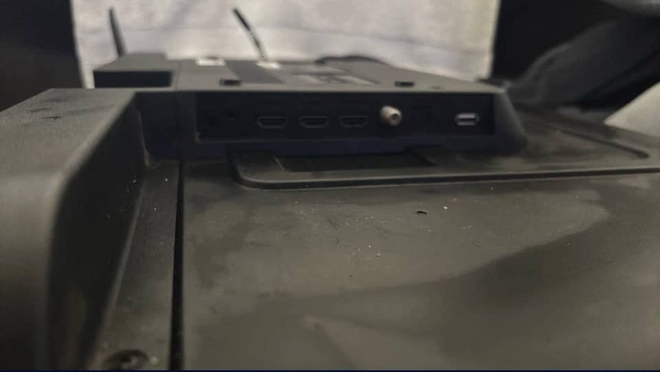 Roku 32r3b5/32r3bx TVs
