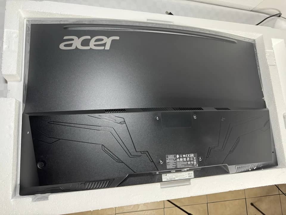 Acer XZ320QR Monitors