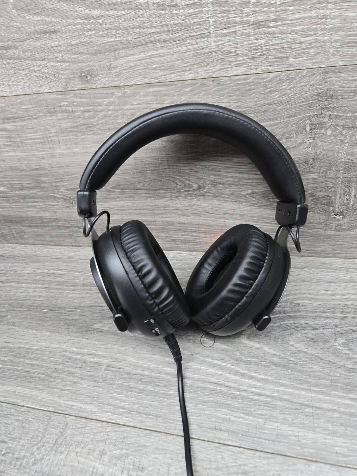 Monster Monster Headphones & Earbuds Black New