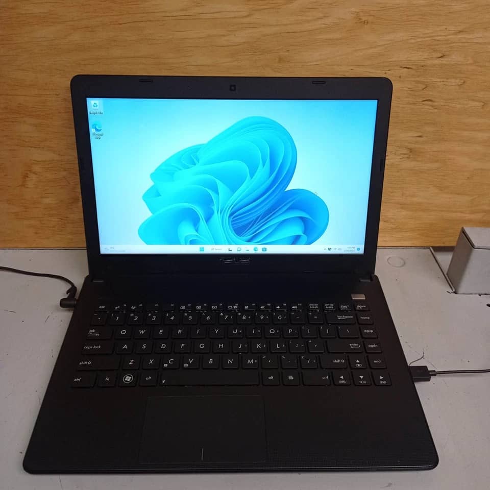 ASUS Vivobook X401A Computers