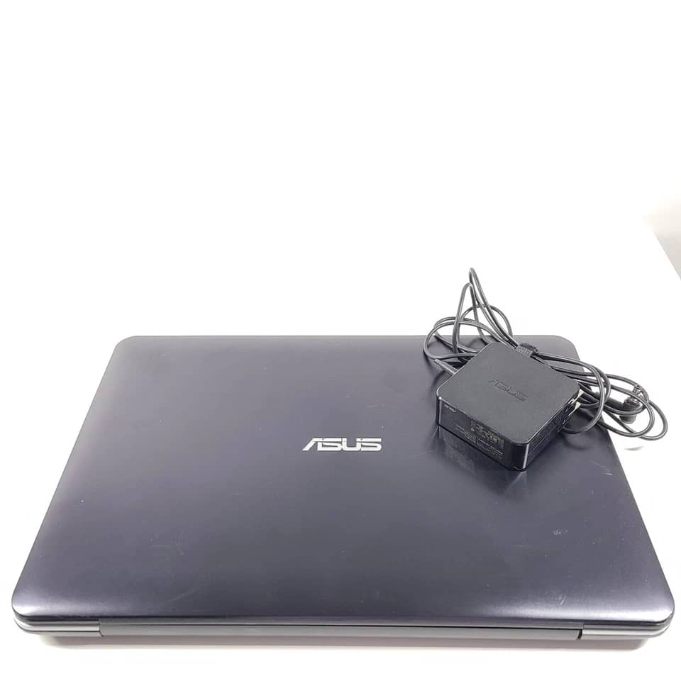 ASUS Vivobook X555Q Computers 128GB 8GB Used - Good