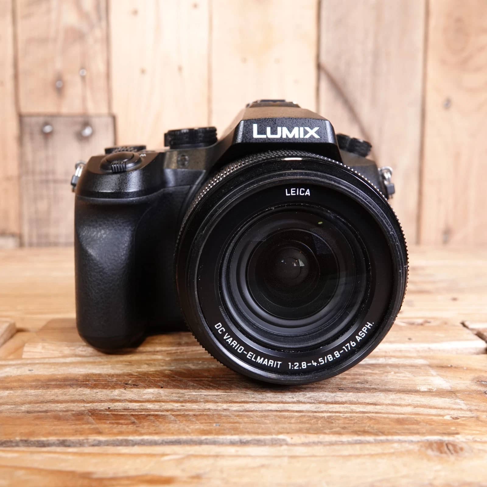 Panasonic LUMIX FZ200 Digital Cameras Black New Body Only
