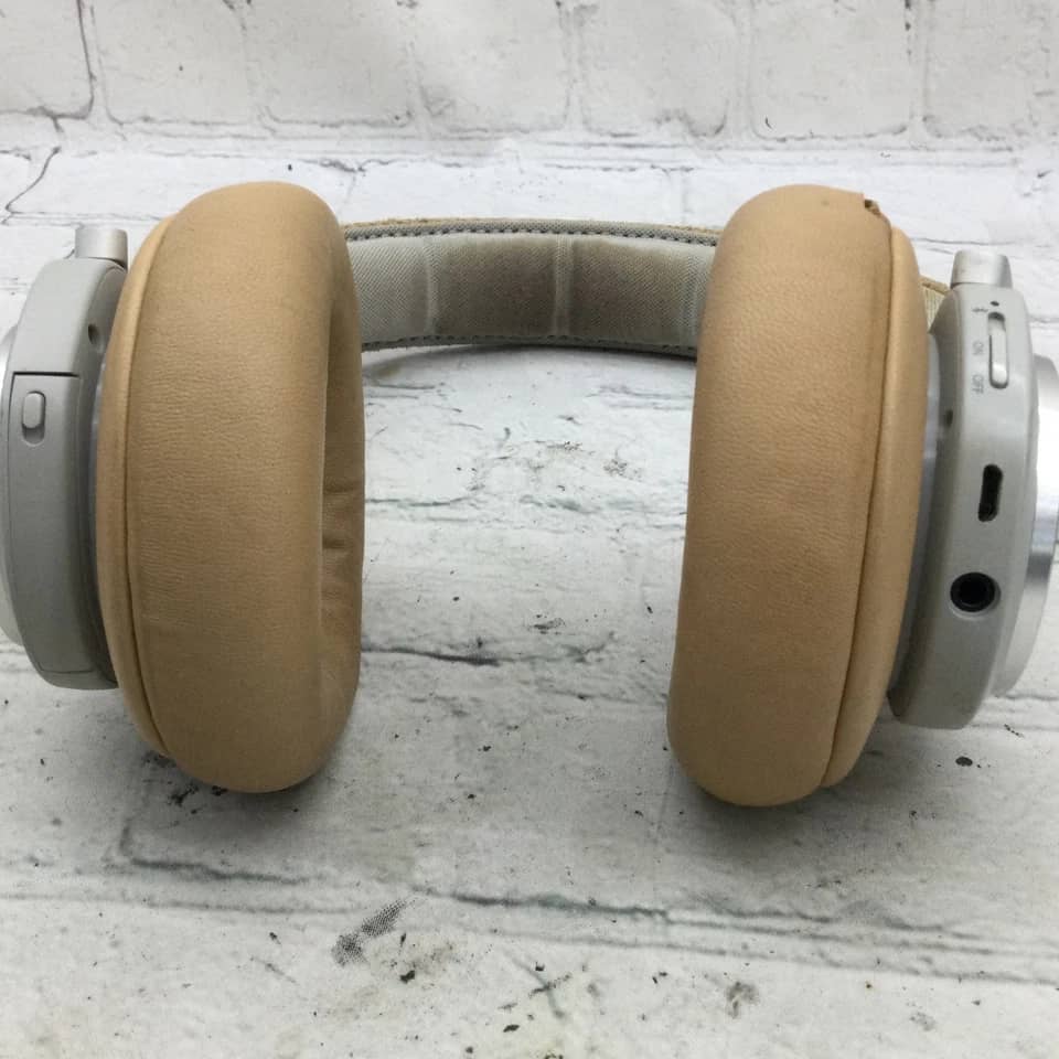 Bang & Olufsen Beoplay H7 Headphones & Earbuds 