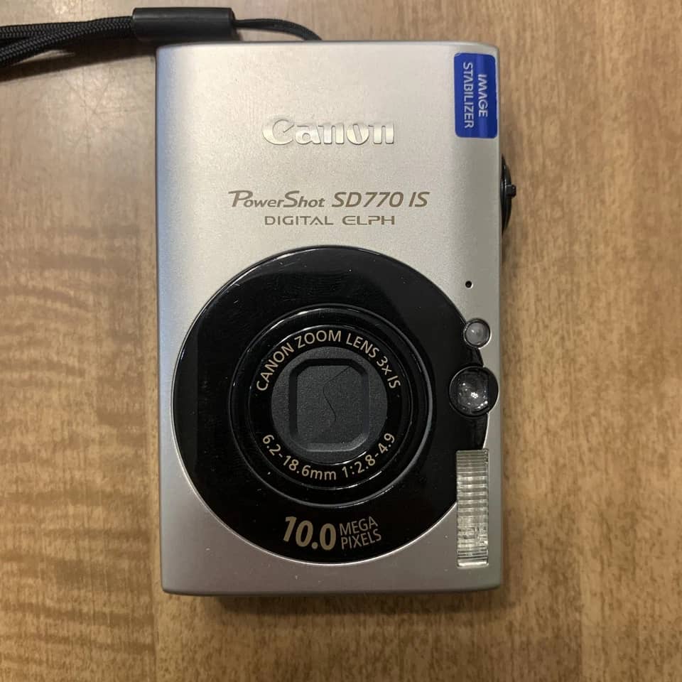 Canon PowerShot SD770 IS Digital Cameras Silver Used - Like New Body Only