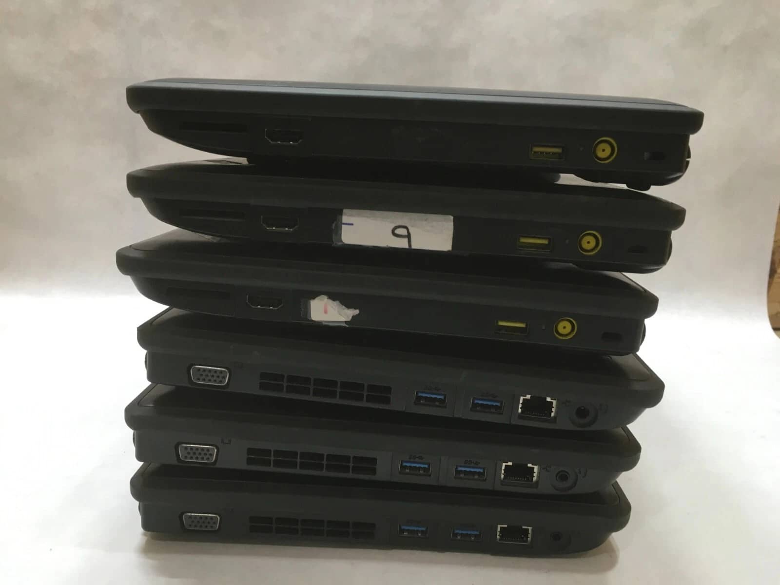 Lenovo ThinkPad X140e Computers Not Included 4GB For parts or not working
