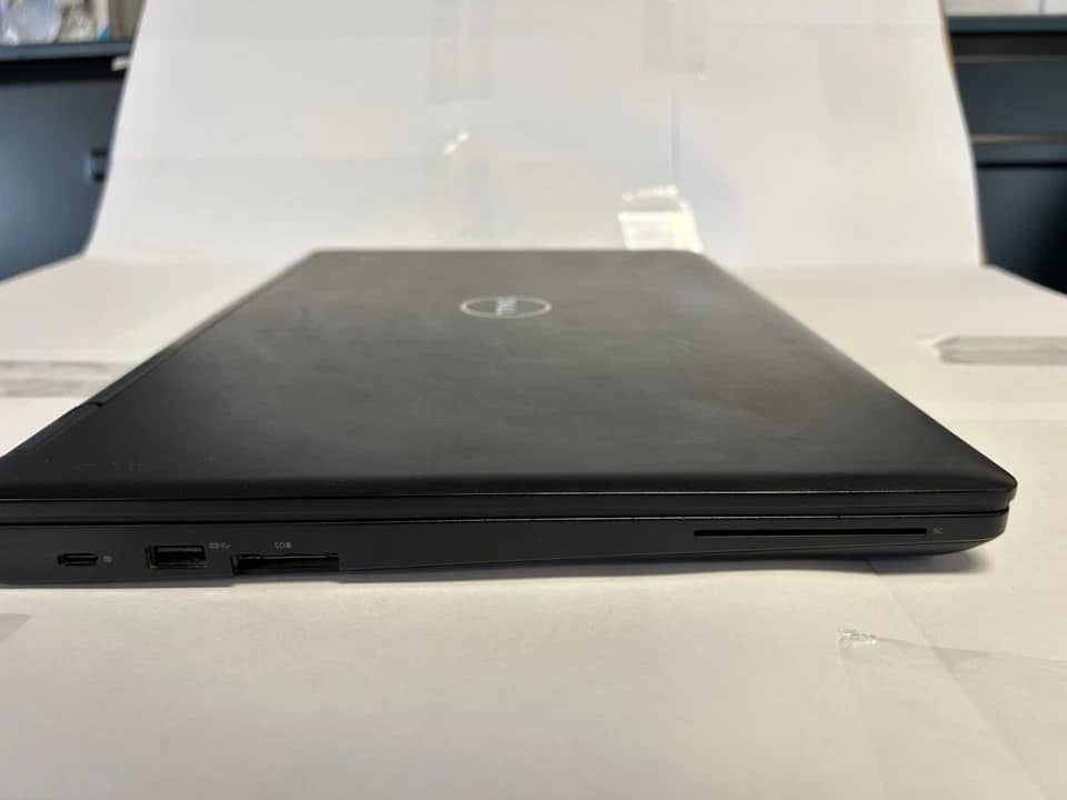 Dell Latitude 5570 Computers